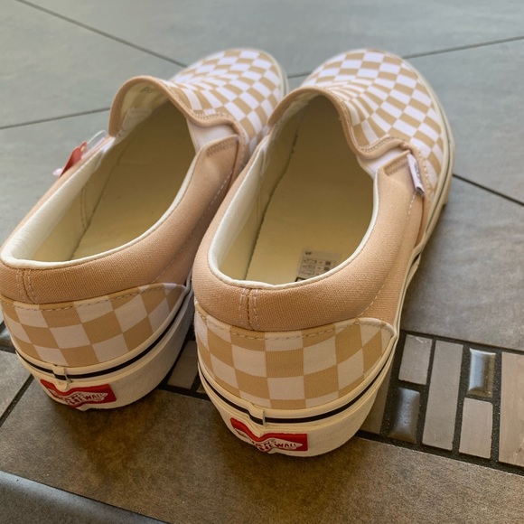 Vans classic slip on • BRAND NEW • NEVER WORN • - Picture 7 of 11